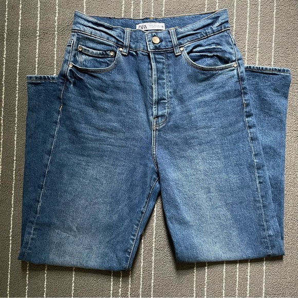 ZARA HIGH RISE VINTAGE SLIM JEANS Mid-Blue - Picture 9 of 11